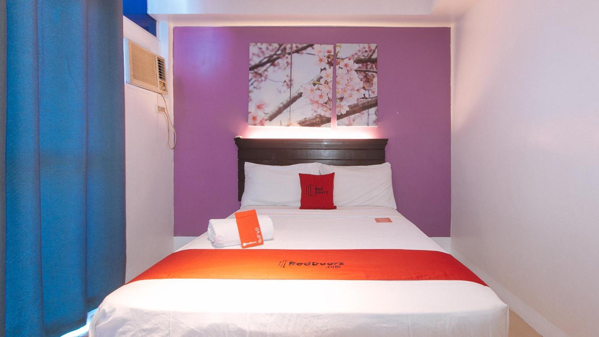 Reddoorz @ Melbourne Suites Makati Makati City Ngoại thất bức ảnh